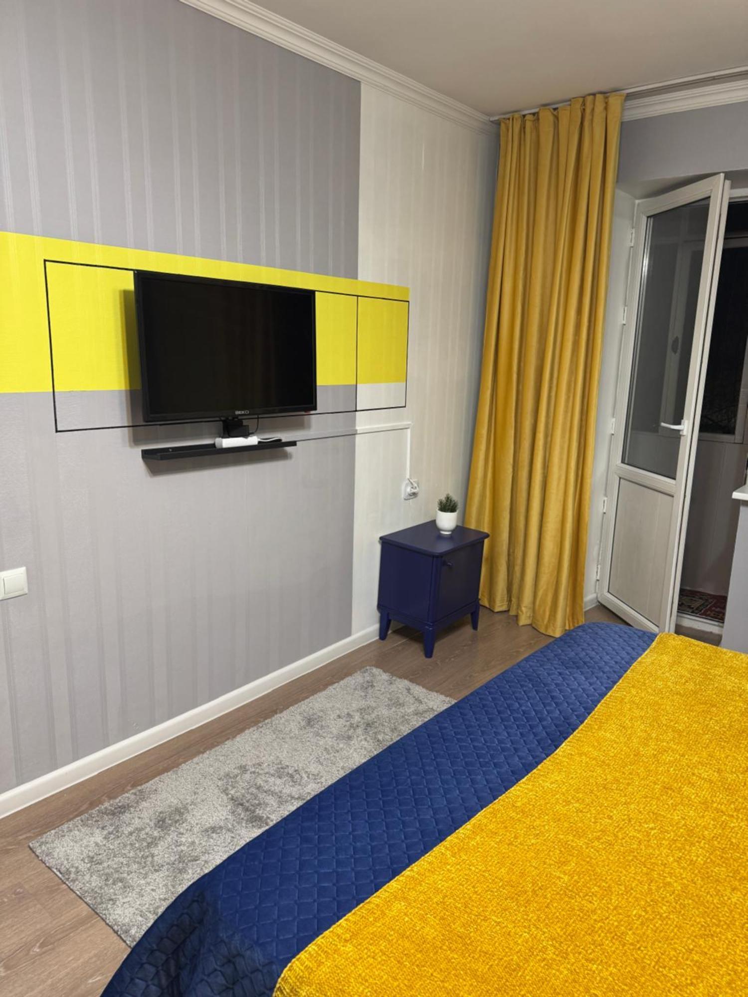 Almatyda На Басенова Apartment Room photo